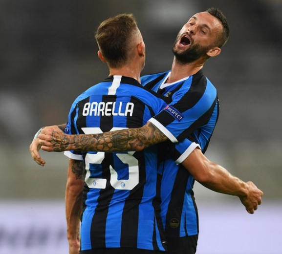 英超变天？2黑马挤掉曼联切尔西进前6！阿森纳笑疯 争冠2对手不胜