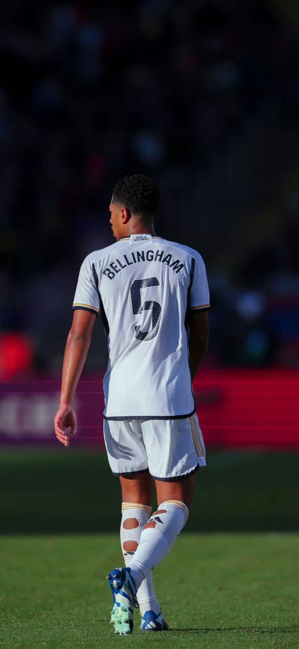 CBA-广州大胜四川 威金顿遭包夹防守